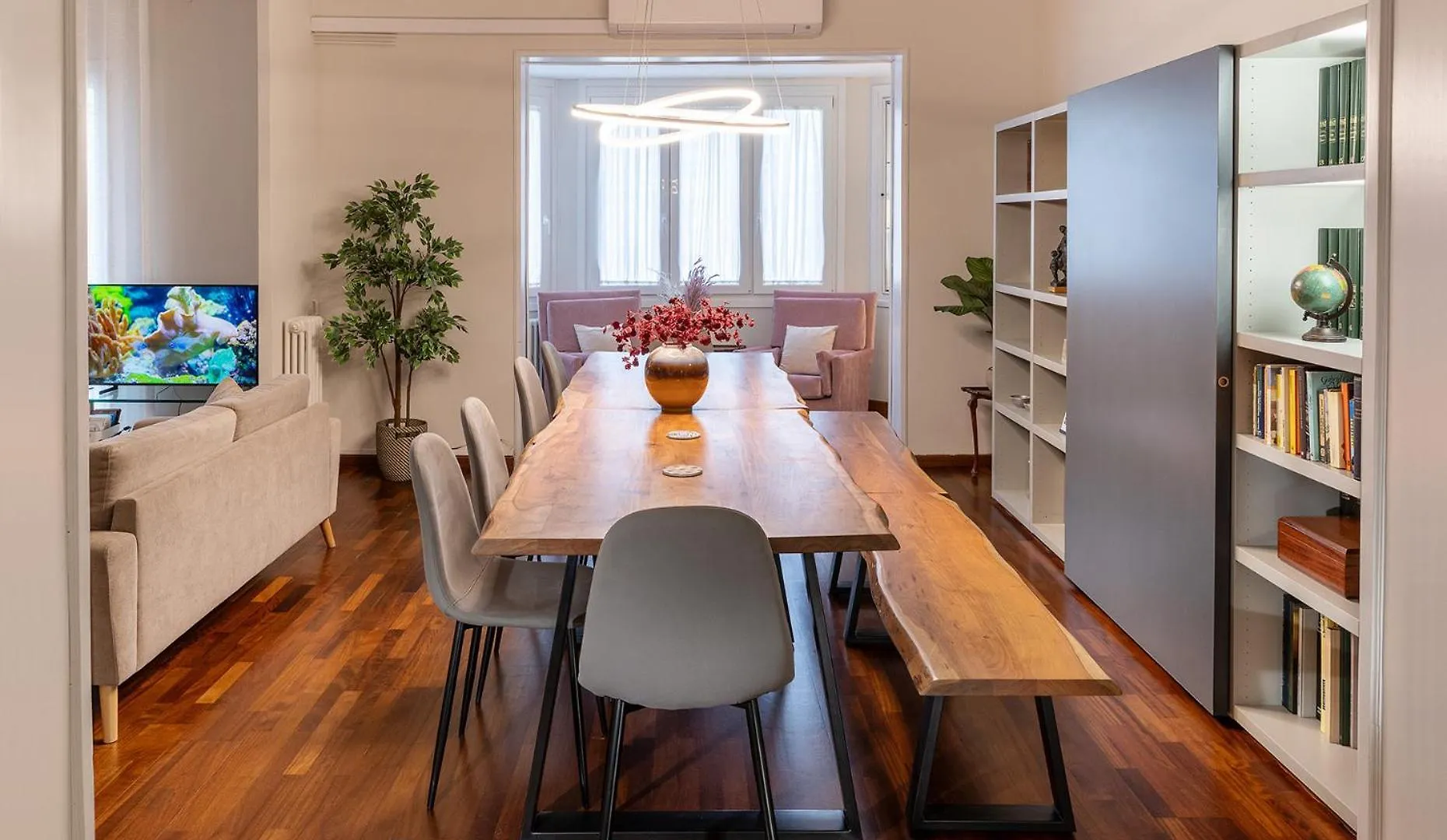 Large & Beautiful Apartment 4Min From Passeig De Gracia 巴塞罗那 西班牙