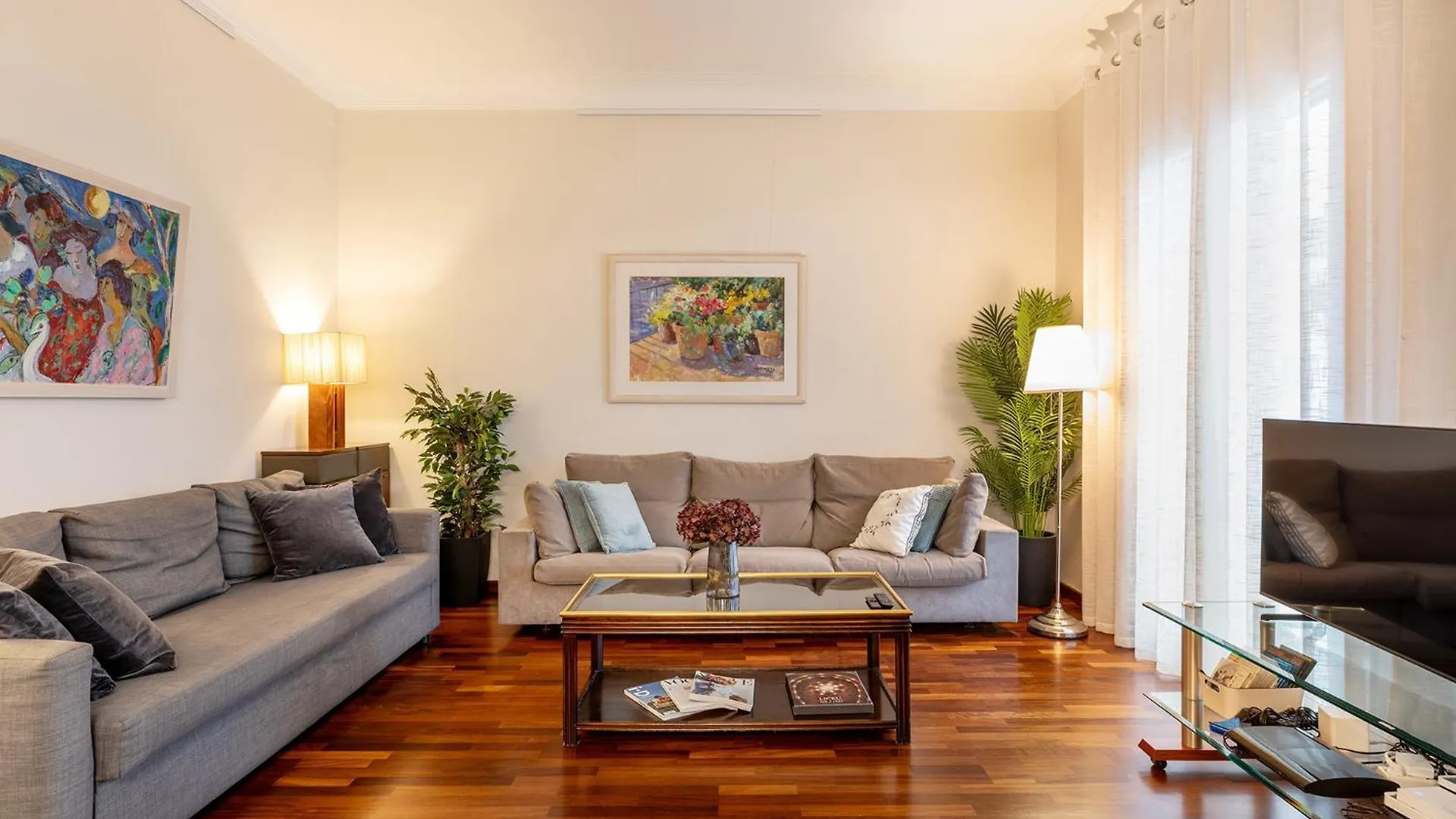Large & Beautiful Apartment 4Min From Passeig De Gracia 巴塞罗那