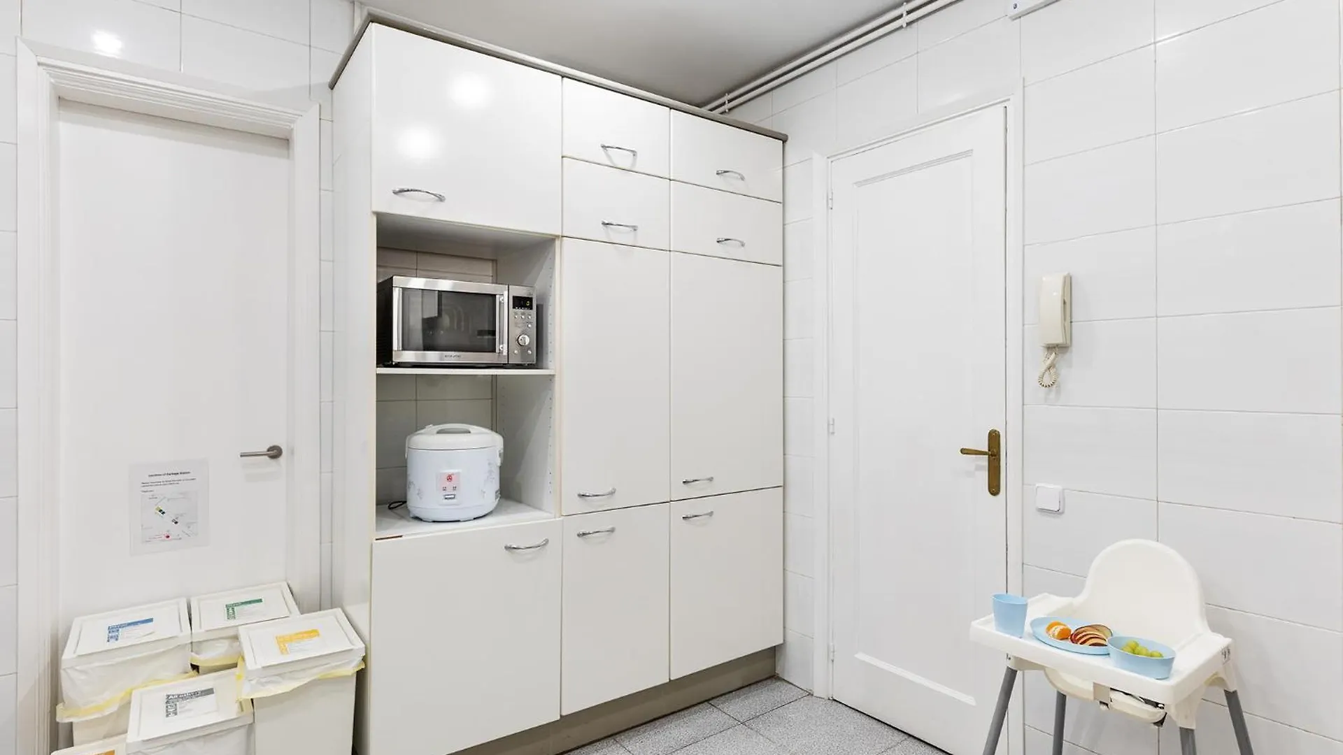 Large & Beautiful Apartment 4Min From Passeig De Gracia Barcelona